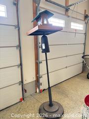 MaxSold Auction: Feed The Birds C - London (Ontario, Canada) PARTNER MANAGED Moving Online Auction -  Crane Avenue