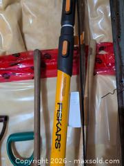 MaxSold Auction: Garden Tools B - London (Ontario, Canada) PARTNER MANAGED Moving Online Auction -  Crane Avenue