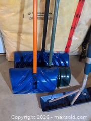 MaxSold Auction: Snow Removal Tools A - London (Ontario, Canada) PARTNER MANAGED Moving Online Auction -  Crane Avenue