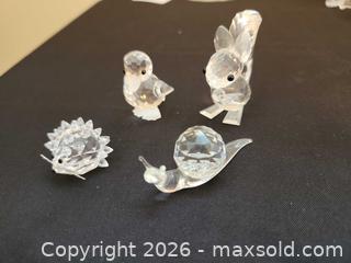 MaxSold Auction: Swarovski Critters. B - London (Ontario, Canada) PARTNER MANAGED Moving Online Auction -  Crane Avenue