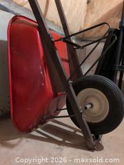 MaxSold Auction: Wheelbarrow B - London (Ontario, Canada) PARTNER MANAGED Moving Online Auction -  Crane Avenue