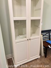 MaxSold Auction: White Cabinet C - London (Ontario, Canada) PARTNER MANAGED Moving Online Auction -  Crane Avenue