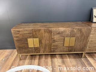 MaxSold Auction: Swoon Banner Sideboard - Mississauga (Ontario, Canada) SHORT NOTICE PARTNER MANAGED Commercial Liquidation Online Auction - South Sheridan Way