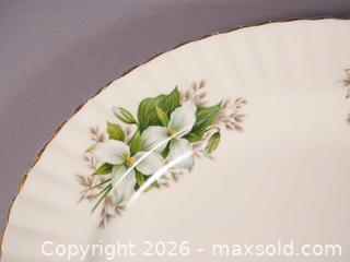 MaxSold Auction: Royal Albert Trillium OVAL Meat Serving Platter Gold  - Halton Hills (Ontario, Canada) SELLER MANAGED Estate Sale Online Auction - Rexway Drive