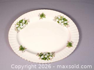 MaxSold Auction: Royal Albert Trillium OVAL Meat Serving Platter Gold  - Halton Hills (Ontario, Canada) SELLER MANAGED Estate Sale Online Auction - Rexway Drive