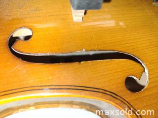 MaxSold Auction: 4/4 Full-Size Violin with Case, Bow & Accessories - Toronto (Ontario, Canada) PARTNER MANAGED Reseller Online Auction - Queen Street West