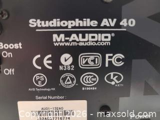 MaxSold Auction: M-Audio Studiophile AV 40 Powered Studio Speaker Pair - Black - Toronto (Ontario, Canada) PARTNER MANAGED Reseller Online Auction - Queen Street West