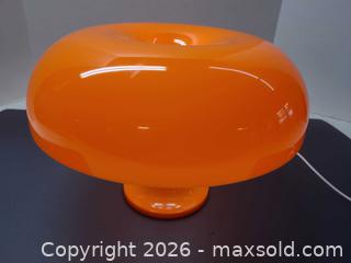 MaxSold Auction: Orange Modern Mushroom Table Lamp, Plastic/Acrylic, Medium - Toronto (Ontario, Canada) PARTNER MANAGED Reseller Online Auction - Queen Street West
