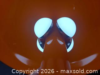 MaxSold Auction: Orange Modern Mushroom Table Lamp, Plastic/Acrylic, Medium - Toronto (Ontario, Canada) PARTNER MANAGED Reseller Online Auction - Queen Street West