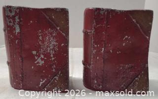 MaxSold Auction: Pair Vintage Industrial Metal Bookends — Red/Silver, Medium - Toronto (Ontario, Canada) PARTNER MANAGED Reseller Online Auction - Queen Street West