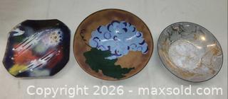 MaxSold Auction: Set of 3 Vintage Enamel Decorative Plates & Bowl, Floral/Abstract - Toronto (Ontario, Canada) PARTNER MANAGED Reseller Online Auction - Queen Street West