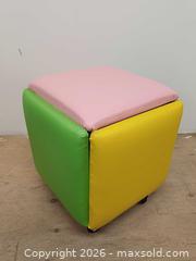 MaxSold Auction: 5 in 1 Stackable Nesting Ottoman Cube Footstools - Toronto (Ontario, Canada) PARTNER MANAGED Reseller Online Auction - Queen Street West