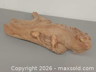 MaxSold Auction: Large 20" Iguana Hand Carved Wooden Sculpture Statue - Toronto (Ontario, Canada) PARTNER MANAGED Reseller Online Auction - Queen Street West