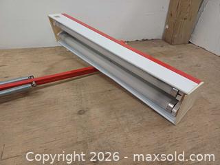 MaxSold Auction: Vintage MCM Industrial Adjustable Drafting Workbench Lamp Working  - Toronto (Ontario, Canada) PARTNER MANAGED Reseller Online Auction - Queen Street West