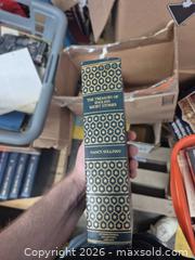 MaxSold Auction: The Treasury of English Short Stories — Nancy Sullivan - Toronto (Ontario, Canada) SELLER MANAGED Reseller Online Auction -  Cranfield Road.