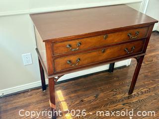 MaxSold Auction: Antique Two-drawer Georgian Side Table - Oakville (Ontario, Canada) PARTNER MANAGED Downsizing Online Auction - All Saints Crescent