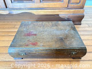 MaxSold Auction: Birks Regency Silver-plated Flatware with Storage Chest - Oakville (Ontario, Canada) PARTNER MANAGED Downsizing Online Auction - All Saints Crescent