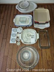 MaxSold Auction: Corningware and baking items - Oakville (Ontario, Canada) PARTNER MANAGED Downsizing Online Auction - All Saints Crescent
