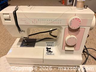 MaxSold Auction: Janome Limited Edition Sewing Machine - Oakville (Ontario, Canada) PARTNER MANAGED Downsizing Online Auction - All Saints Crescent