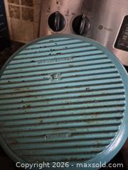 MaxSold Auction: Le Creuset Cookware, Marcato Pasta Maker, Broil King Stainless Steel Chicken Roaster - Oakville (Ontario, Canada) PARTNER MANAGED Downsizing Online Auction - All Saints Crescent