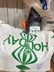 MaxSold Auction: Fertilizer and more  - King (Ontario, Canada) PARTNER MANAGED Downsizing Online Auction - Graham Sideroad