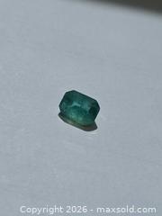 MaxSold Auction: Beautiful high quality natural Emerald  - Mississauga (Ontario, Canada) PARTNER MANAGED Reseller Online Auction - Southgateway Road