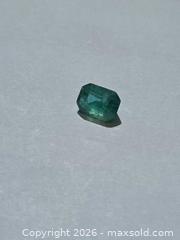 MaxSold Auction: Beautiful high quality natural Emerald  - Mississauga (Ontario, Canada) PARTNER MANAGED Reseller Online Auction - Southgateway Road