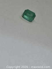 MaxSold Auction: Bright natural Emerald  - Mississauga (Ontario, Canada) PARTNER MANAGED Reseller Online Auction - Southgateway Road