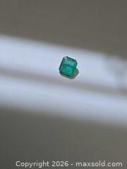 MaxSold Auction: High quality natural Emerald  - Mississauga (Ontario, Canada) PARTNER MANAGED Reseller Online Auction - Southgateway Road