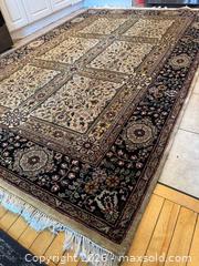 MaxSold Auction: Handmade Persian rug  - Toronto (Ontario, Canada) SELLER MANAGED Reseller Online Auction - Kempsell Crescent