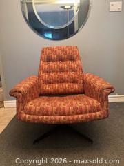 MaxSold Auction: MCM Low profile swivel lounge chair  - Toronto (Ontario, Canada) SELLER MANAGED Reseller Online Auction - Kempsell Crescent
