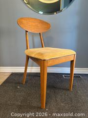 MaxSold Auction: vintage mid-century modern accent side chair - Toronto (Ontario, Canada) SELLER MANAGED Reseller Online Auction - Kempsell Crescent