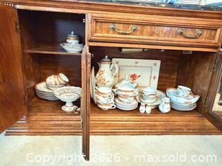 MaxSold Auction: Hutschenreuther China B - Montgomery (New Jersey, USA) PARTNER MANAGED Downsizing Online Auction - Bedford Drive