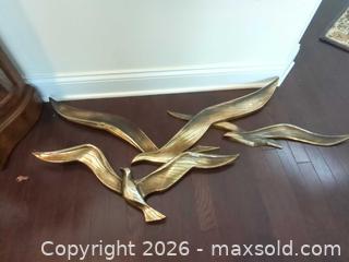 MaxSold Auction: Syroco Wall Art A  - Montgomery (New Jersey, USA) PARTNER MANAGED Downsizing Online Auction - Bedford Drive