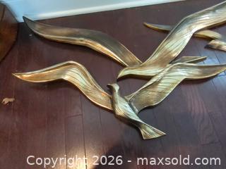 MaxSold Auction: Syroco Wall Art A  - Montgomery (New Jersey, USA) PARTNER MANAGED Downsizing Online Auction - Bedford Drive