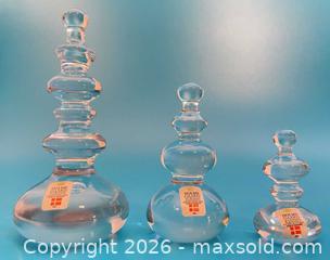MaxSold Auction: Holmegaard sculptures / paperweight - Ottawa (Ontario, Canada) PARTNER MANAGED Downsizing Online Auction - Greenbriar Avenue
