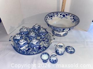MaxSold Auction:  Creil et Montereau Serving Pieces - Los Altos (California, USA) PARTNER MANAGED Estate Sale Online Auction - Almond Avenue