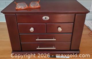 MaxSold Auction: Large like new wooden jewelry box  - Ottawa (Ontario, Canada) SELLER MANAGED Charity/Fundraising Online Auction - Pauline-Charron Place