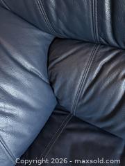 MaxSold Auction: Loveseat - Dysart and Others (Ontario, Canada) SELLER MANAGED Downsizing Online Auction - Webb Circle