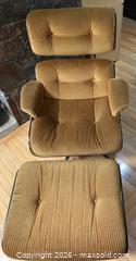 MaxSold Auction: MCM Swivel Lounge Chair with Ottoman A - Surrey (British Columbia, Canada) Estate Sale Online Auction - 88 Avenue