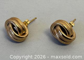 MaxSold Auction: (2) Pair GOLD Earrings-Marked - Toronto (Ontario, Canada) SELLER MANAGED Reseller Online Auction - Chesswood Drive