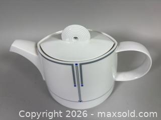 MaxSold Auction: (3) Items of THOMAS Art Deco Tea Set  - Toronto (Ontario, Canada) SELLER MANAGED Reseller Online Auction - Chesswood Drive