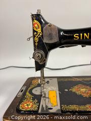 MaxSold Auction: SINGER Hand Crank Sewing Machine with Case and Key   - Toronto (Ontario, Canada) SELLER MANAGED Reseller Online Auction - Chesswood Drive