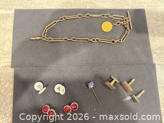 MaxSold Auction: Miscellaneous jewelry.  A - London (Ontario, Canada) PARTNER MANAGED Moving Online Auction - North Vernon Avenue