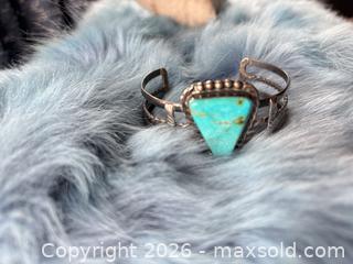 MaxSold Auction: Vintage Southwestern Sterling Cuff Bracelet with Turquoise - Niagara-On-The-Lake (Ontario, Canada) SELLER MANAGED Downsizing Online Auction - Four Mile Creek Road
