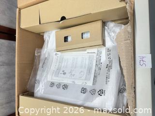 MaxSold Auction: Alpha iX Hybrid Elongated Bidet Toilet Seat - White - Warwick (Rhode Island, USA) SELLER MANAGED Reseller Online Auction - Warwick Avenue