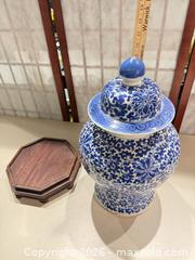 MaxSold Auction: Blue & White Porcelain Ginger Jar with Lid and Stand - Warwick (Rhode Island, USA) SELLER MANAGED Reseller Online Auction - Warwick Avenue