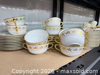 MaxSold Auction: Made in Italy Richard Ginori Vintage Dinnerware with Gold Scroll Trim - Warwick (Rhode Island, USA) SELLER MANAGED Reseller Online Auction - Warwick Avenue