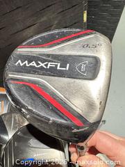 MaxSold Auction: Mixed Brands Right Hand Golf Clubs & Stand Bag with Multiple Drivers - Warwick (Rhode Island, USA) SELLER MANAGED Reseller Online Auction - Warwick Avenue