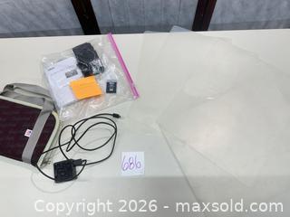 MaxSold Auction: Nikon Coolpix S9900 Compact Digital Camera Black - Warwick (Rhode Island, USA) SELLER MANAGED Reseller Online Auction - Warwick Avenue